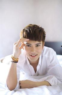 最新爆料暖男图片,最新爆料图片展现绅士魅力  第1张